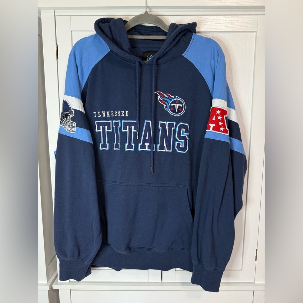Tennessee Titans Hoodie XXL Navy Colorblock NFL Pullover Sweatshirt Embroidered